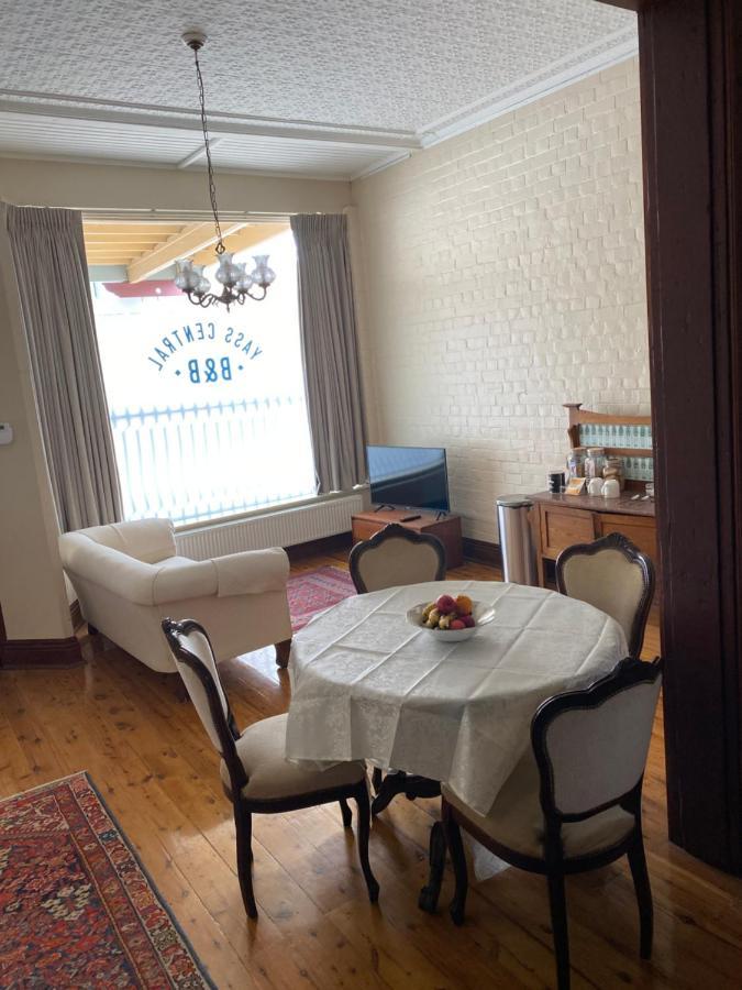 Yass Central Bed & Breakfast المظهر الخارجي الصورة